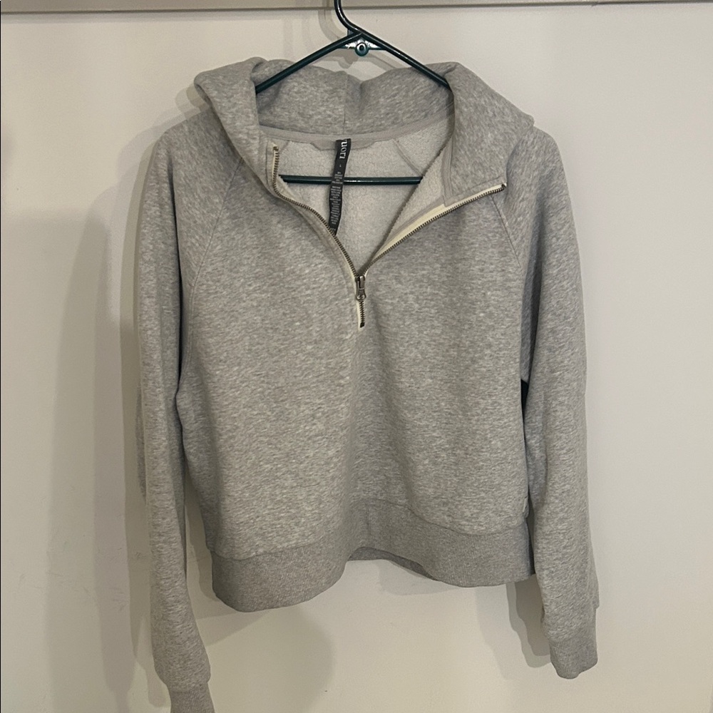 Vuori Light Gray Women's Quarter-Zip Sweatshirt